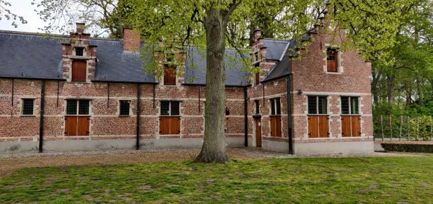Poortgebouw van park Veltwijck in Ekeren