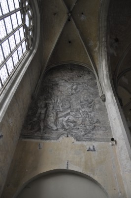Blootgelegde 16e-eeuwse muurschildering in grijstinten