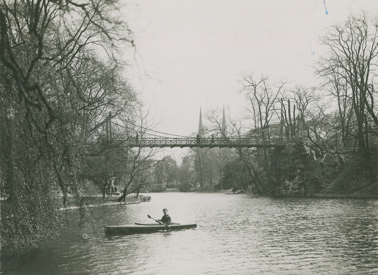 Roeier op de vijver in het stadspark in 1937 ©FelixArchief/Stadsarchief Antwerpen 