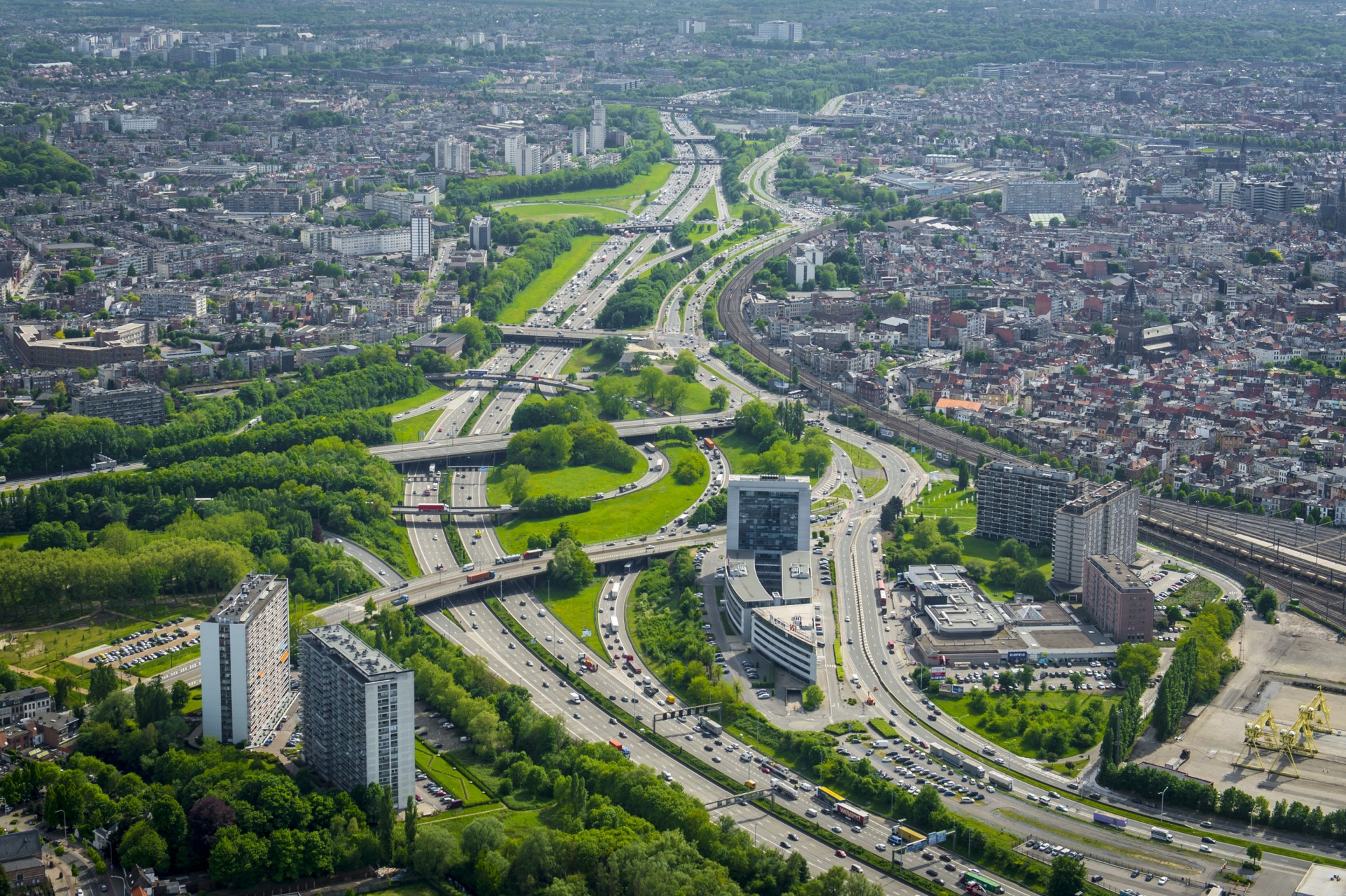 Luchtbeeld van de Ringzone in Antwerpen © Frederik Beyens