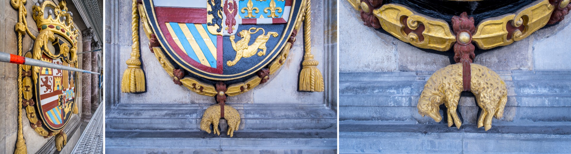 gerestaureerd wapenschild aan gevel stadhuis