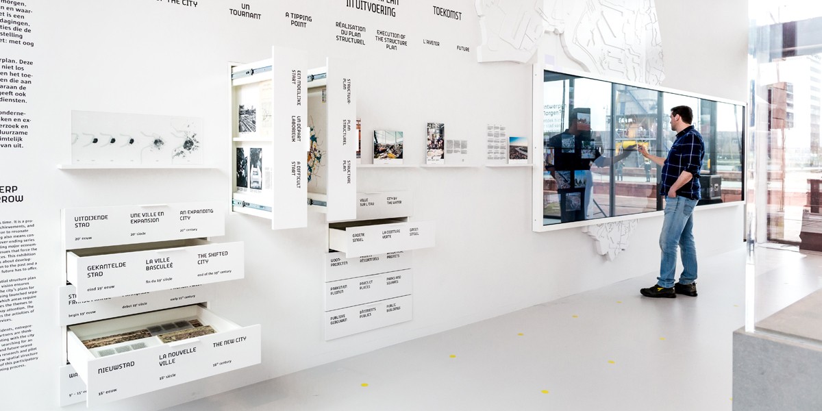 Paviljoen Antwerpen Morgen met multitouchwall © LUCID