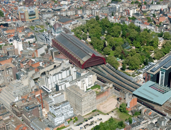 Luchtfoto Antwerpse stationsomgeving