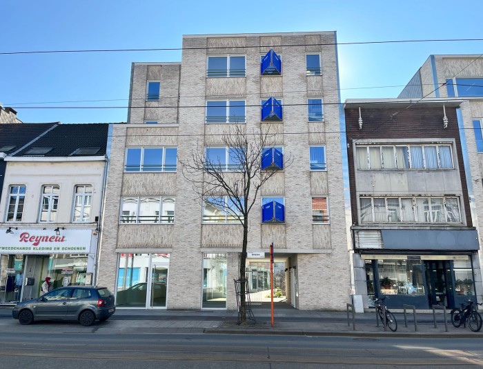 Bredabaan 407 buitengevel