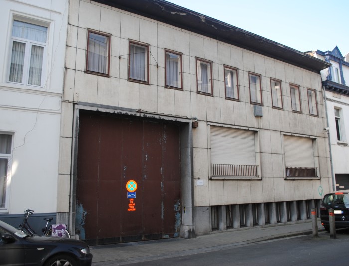 Voorgevel polyvalent gebouw Vliegenstraat 2