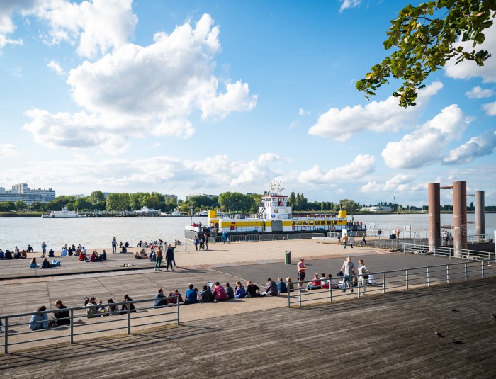 Het ponton aan het Steenplein en het Sint-Annaveer © Gianni Camilleri