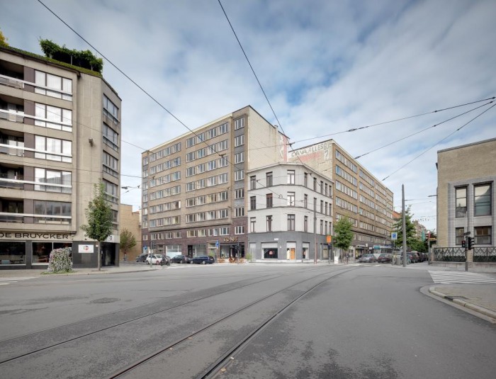 Fierensblokken met hoekgebouw