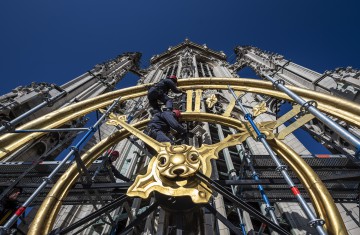 Demontage uurwerk kathedraaltoren - ©Jonathan Ramael